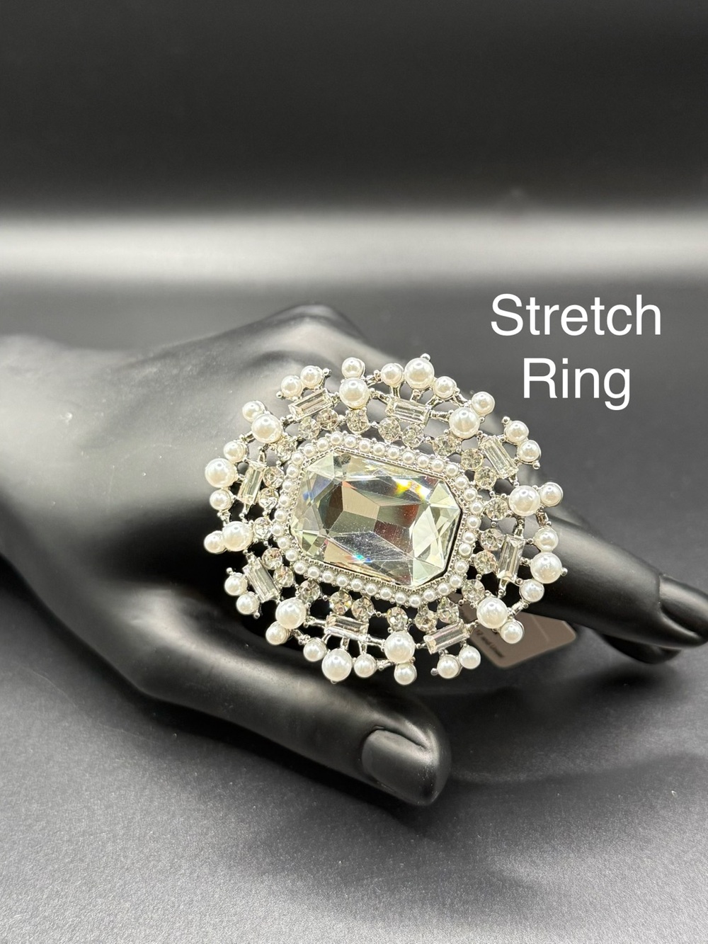 Elegant Crystal & Pearl Stretch Ring - White
